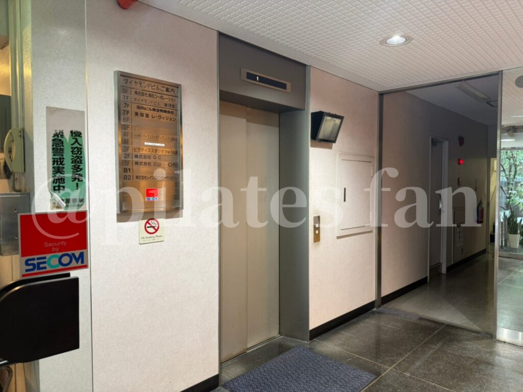 the SILK 銀座店 エレベーター