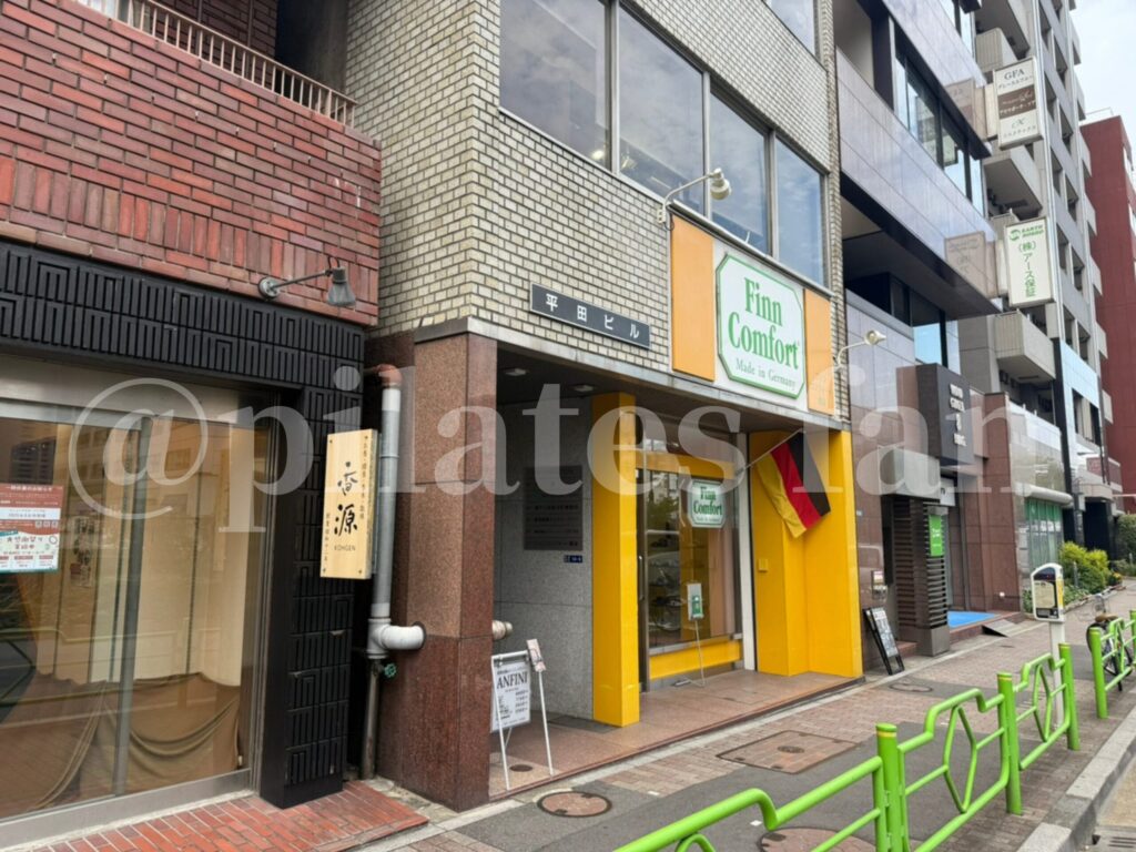 ゼンプレイス 銀座4丁目店 ビル外観